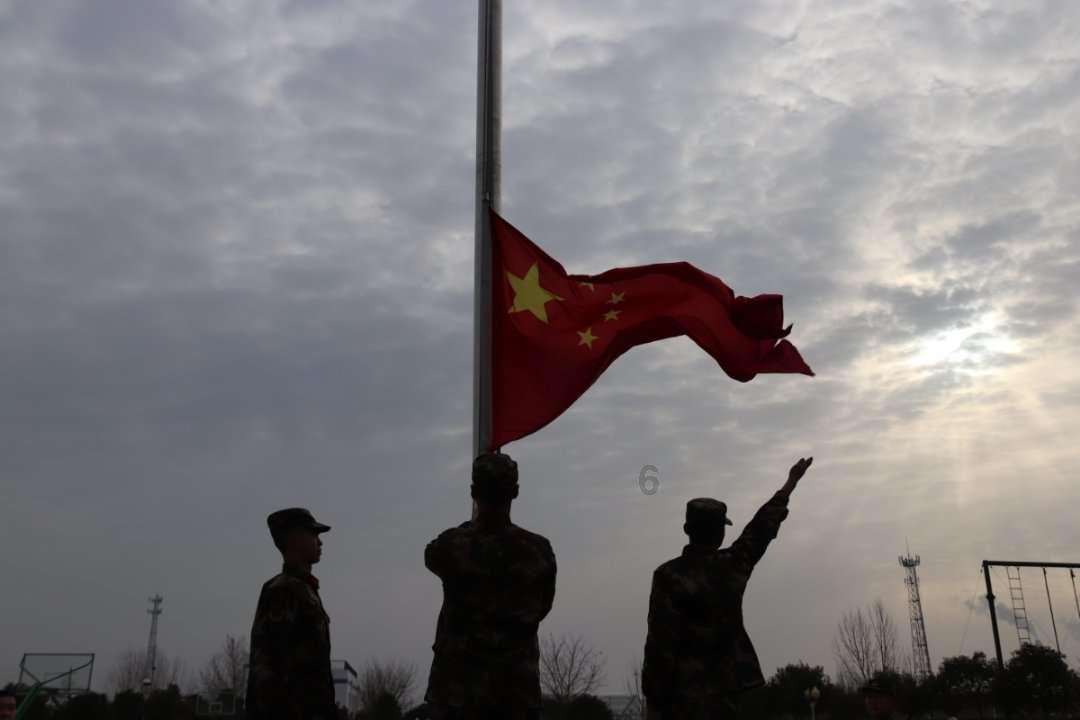 你高考完的那个暑假，是怎么度过的？尝试了什么有意思的事？游戏画面